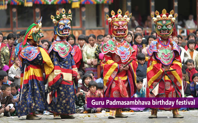 //images.yatraexoticroutes.com/wp-content/uploads/2014/10/Guru_Padmasambhava_birthday_festival.jpg